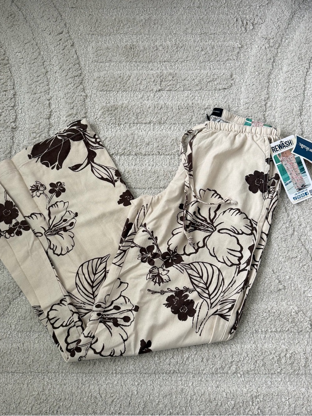 Rewash Cream Pants with Dark Brown Floral Print